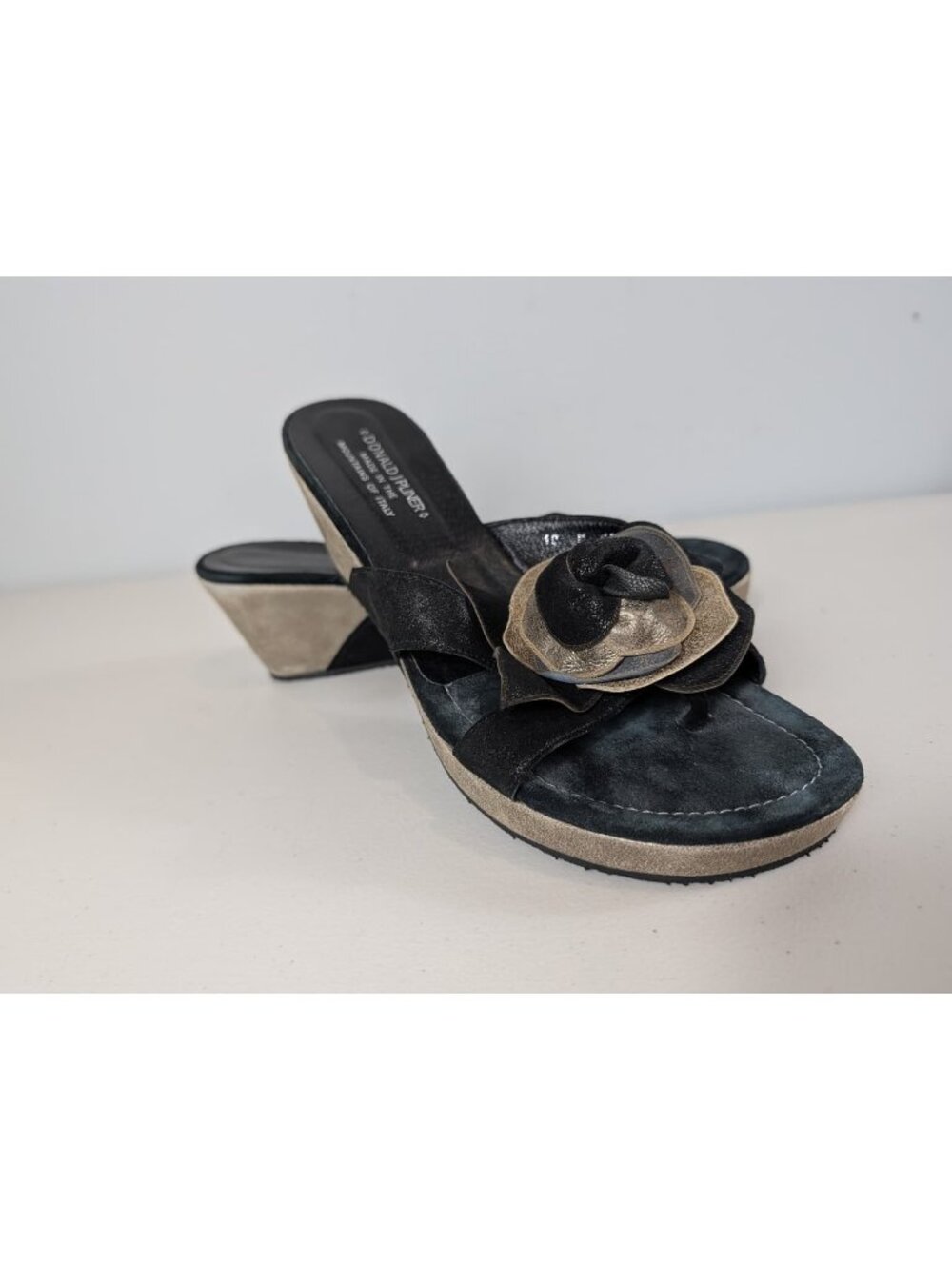 Donald J Pliner black wedge heels women's size 10M